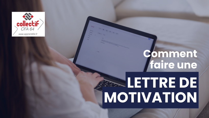 Femme qui écrit sa lettre de motivation à l'ordinateur